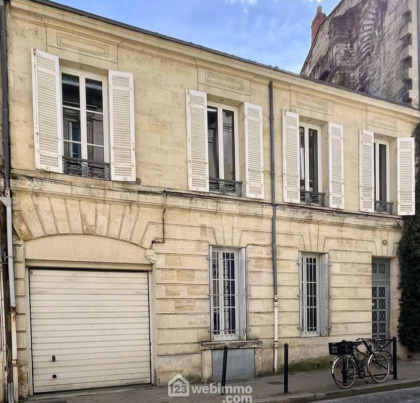 Appartement à BORDEAUX