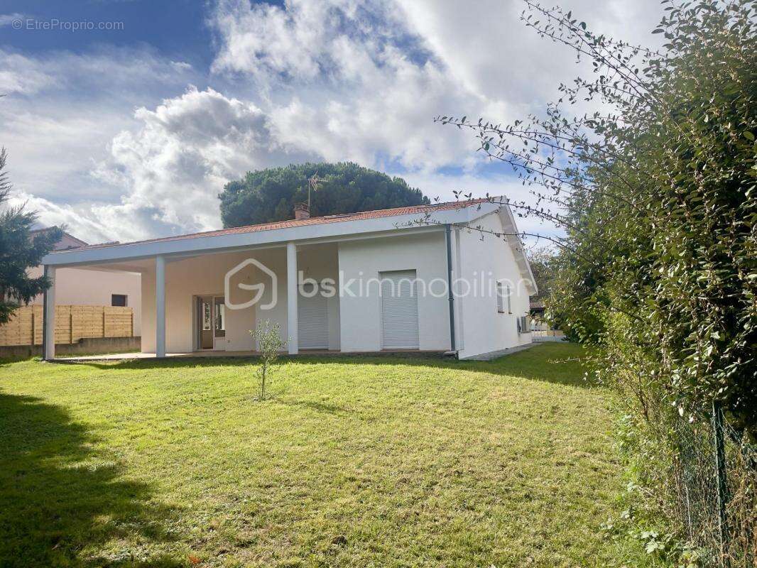 Maison à SAINT-ORENS-DE-GAMEVILLE