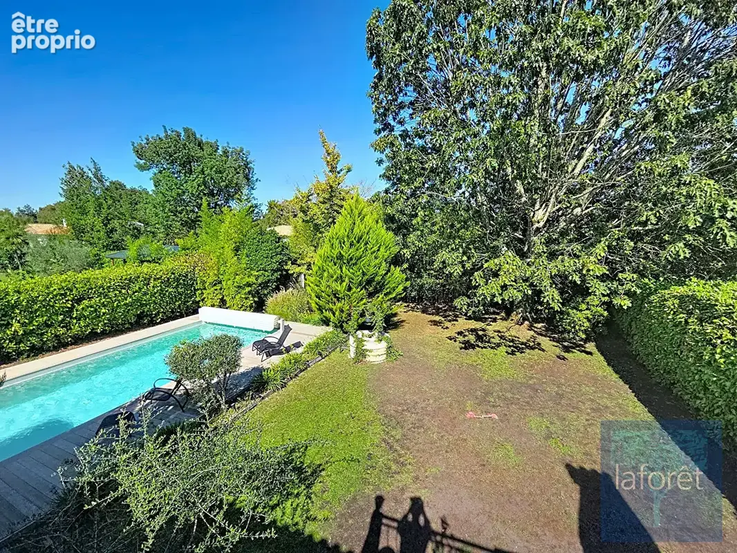Maison Pessac 7 pièce(s) 245 m2 - photo 1