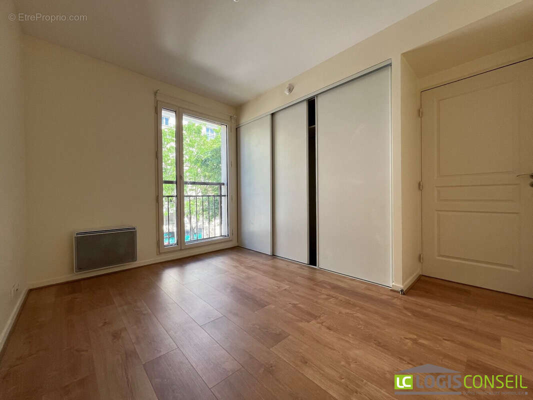 Appartement à BOURG-LA-REINE