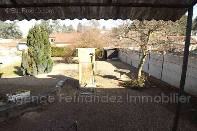 Maison 240 m² à Marcigny  - photo 4