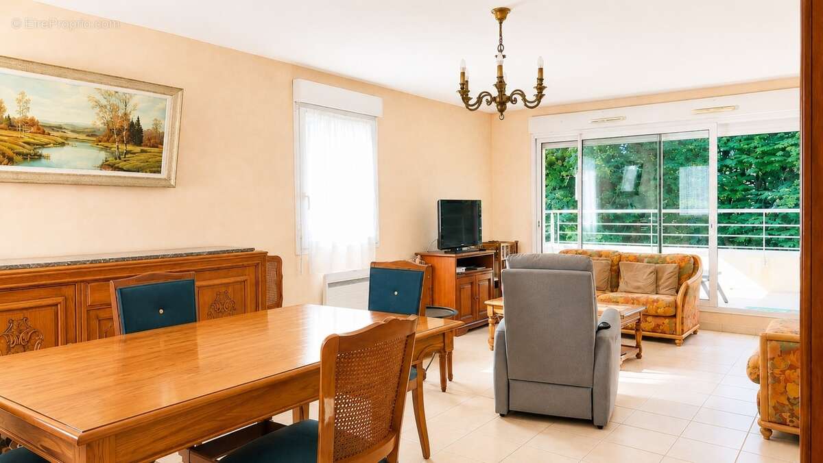 Appartement à vendre 4 pièces VANNES (56) avec deux garages - photo 2