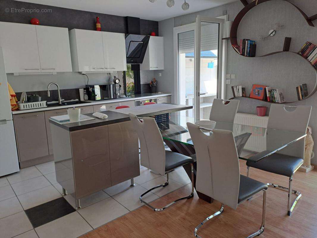 Maison à MINIAC-MORVAN