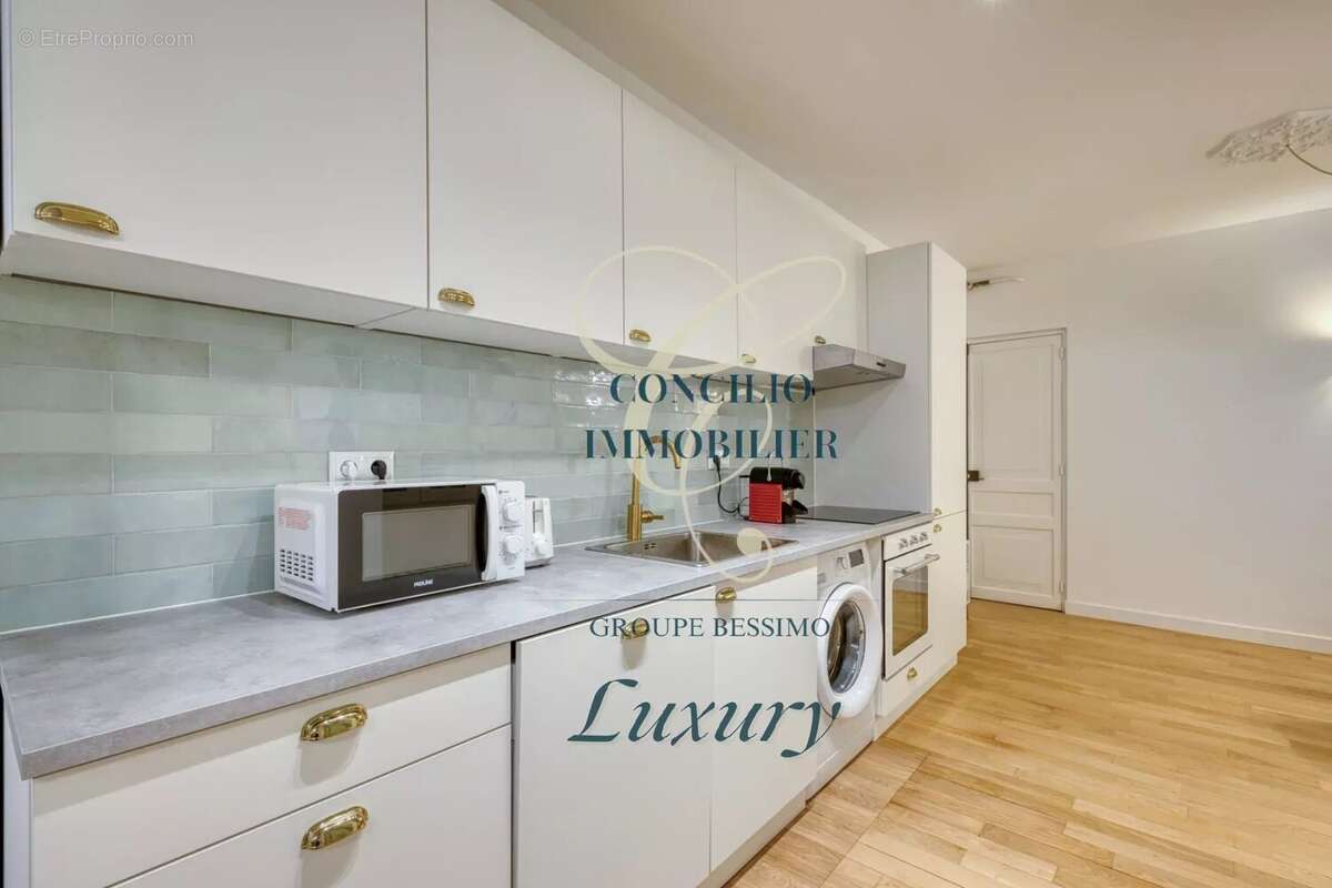 Appartement à PARIS-9E