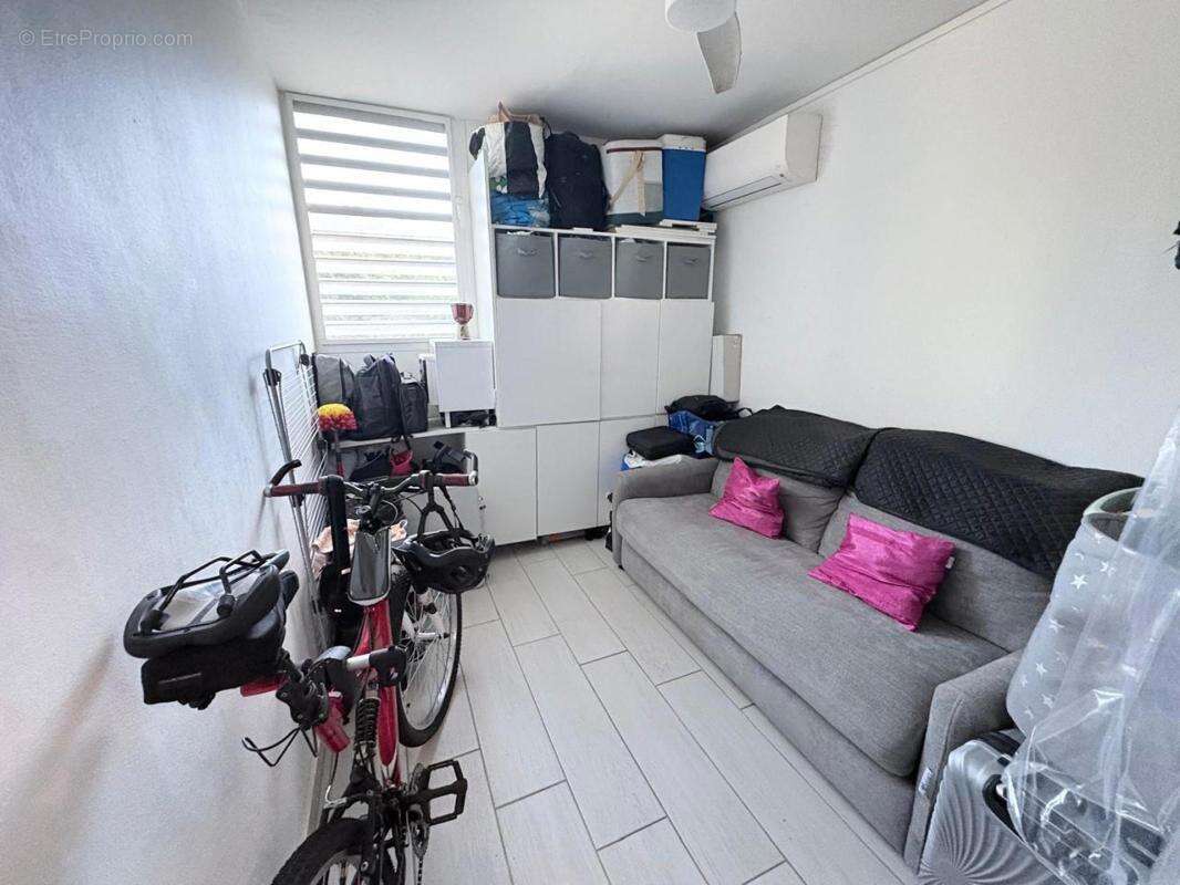 Appartement 5 pièces 74 m² à vendre à Les Abymes (97139) - photo 11