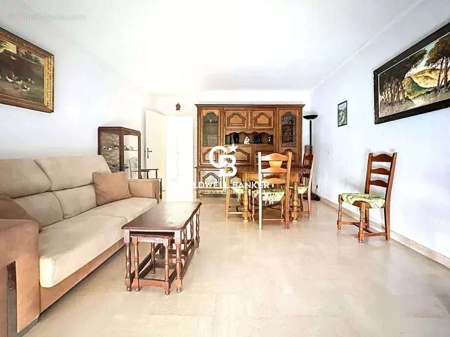 Appartement à SAINT-RAPHAEL
