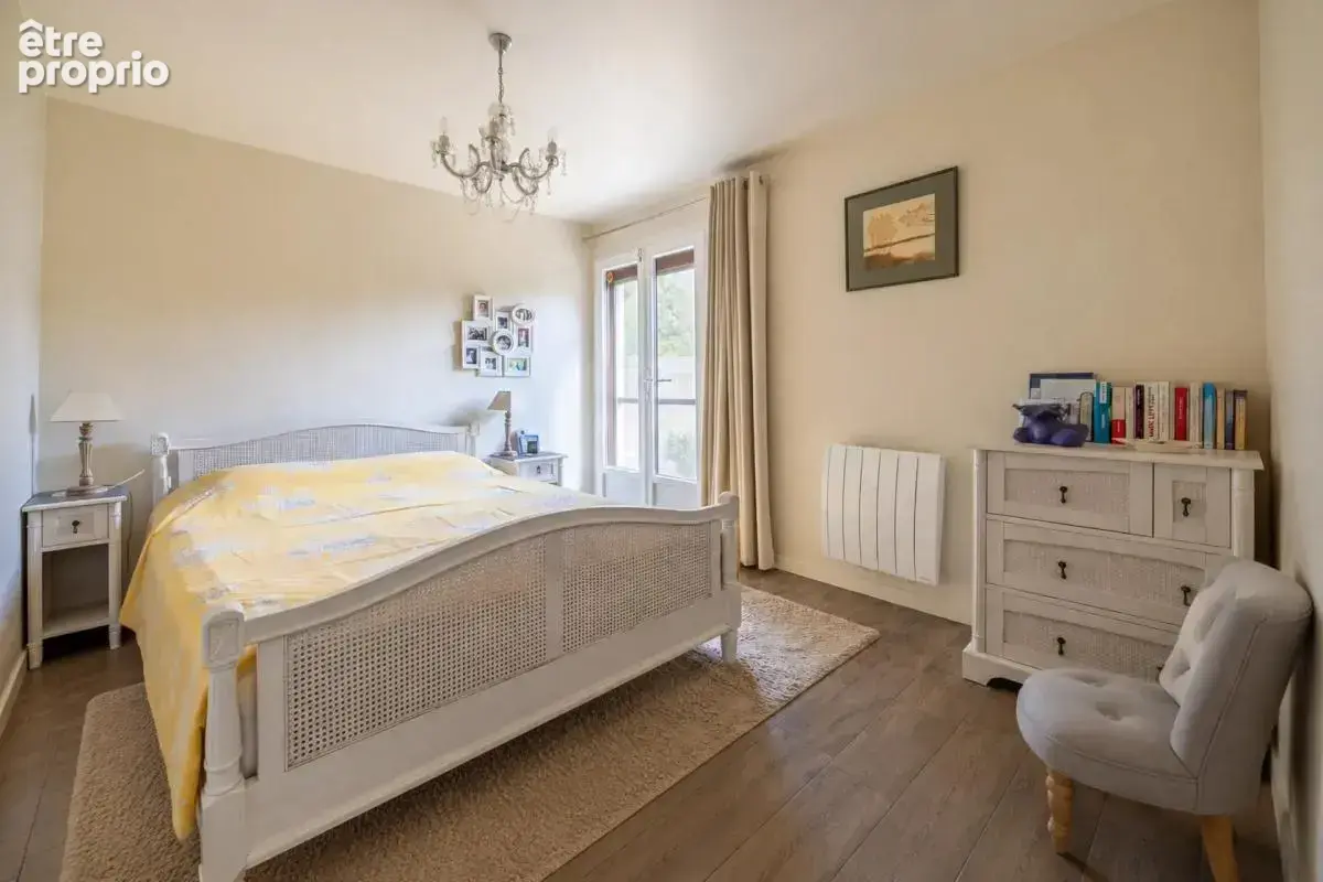 Maison de 8 pièces de 183 m² à Saint-Michel-sur-Orge - photo 14