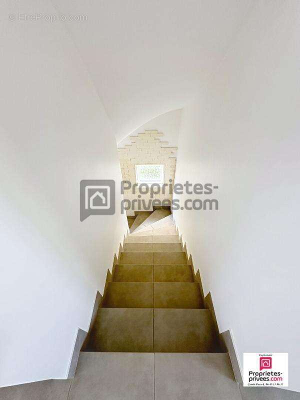 Maison à GRETZ-ARMAINVILLIERS