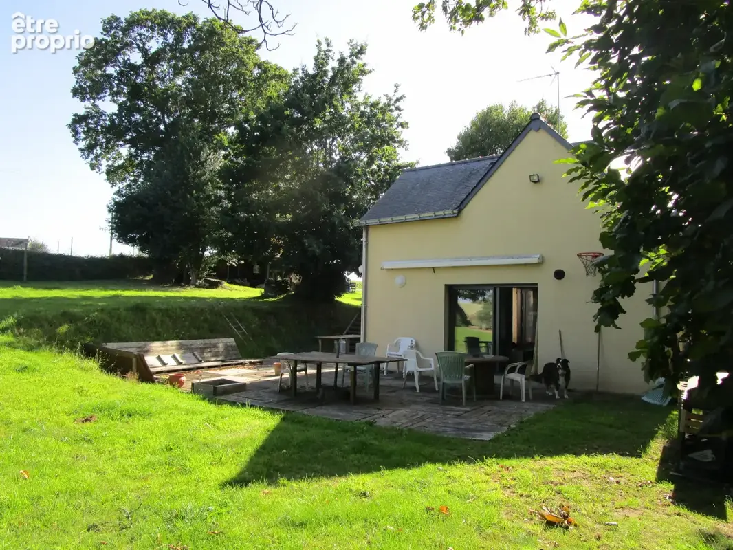 Maison à CLEGUEREC