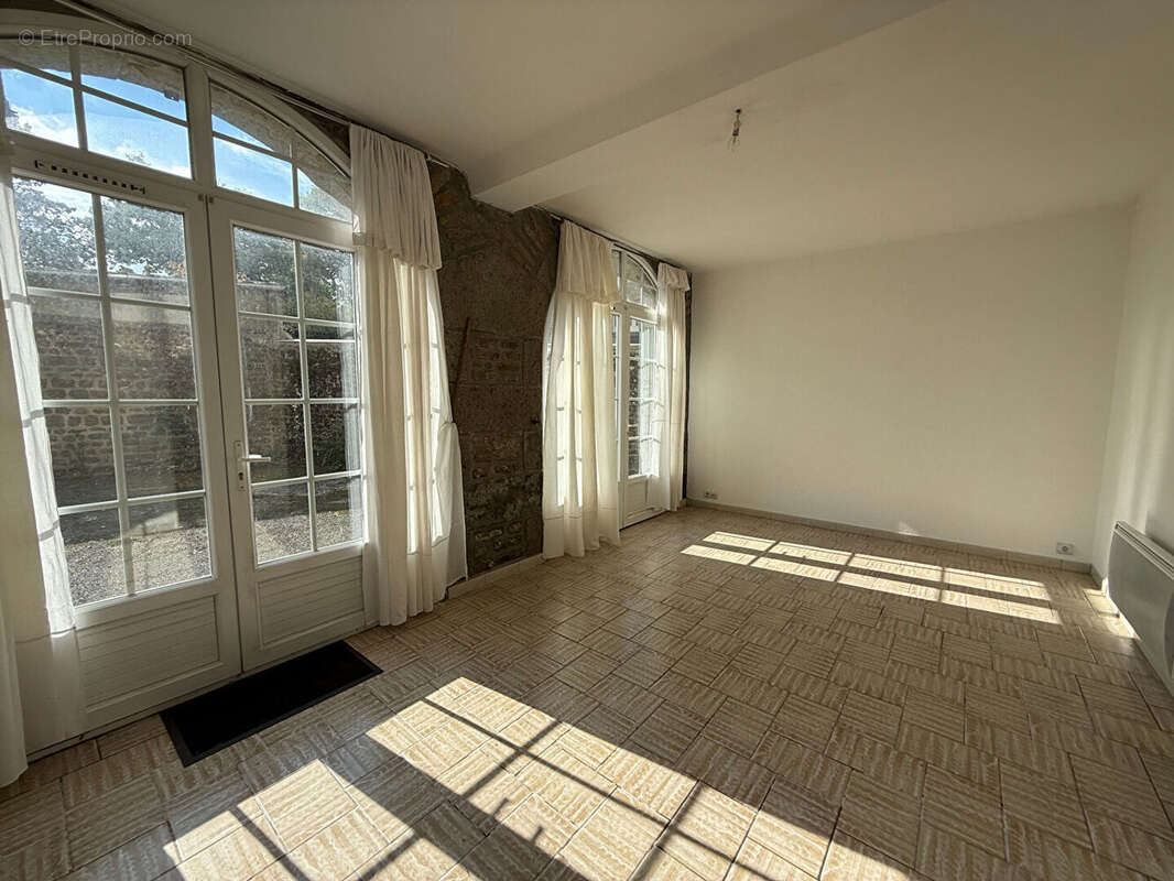 Appartement à FLERS