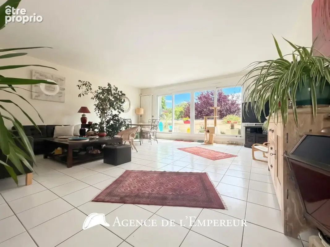 Appartement à RUEIL-MALMAISON