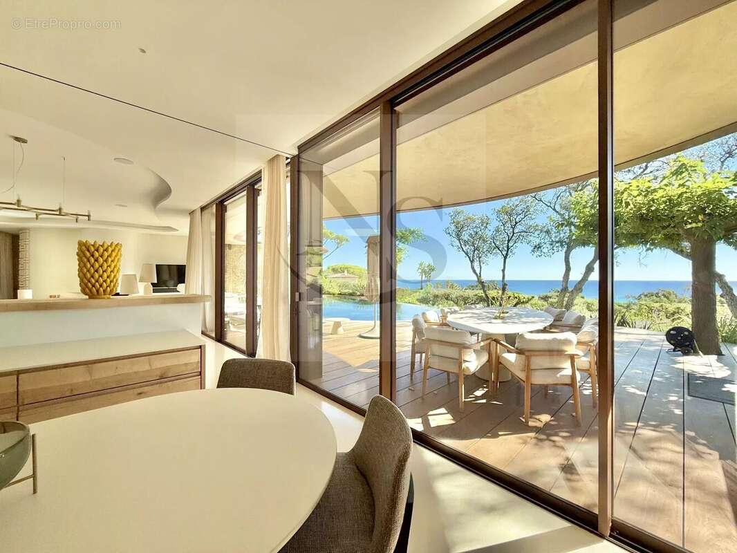 Maison à RAMATUELLE