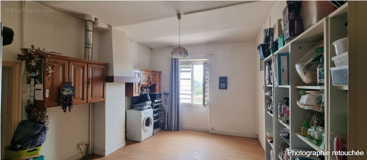 Maison à ROCHEMAURE