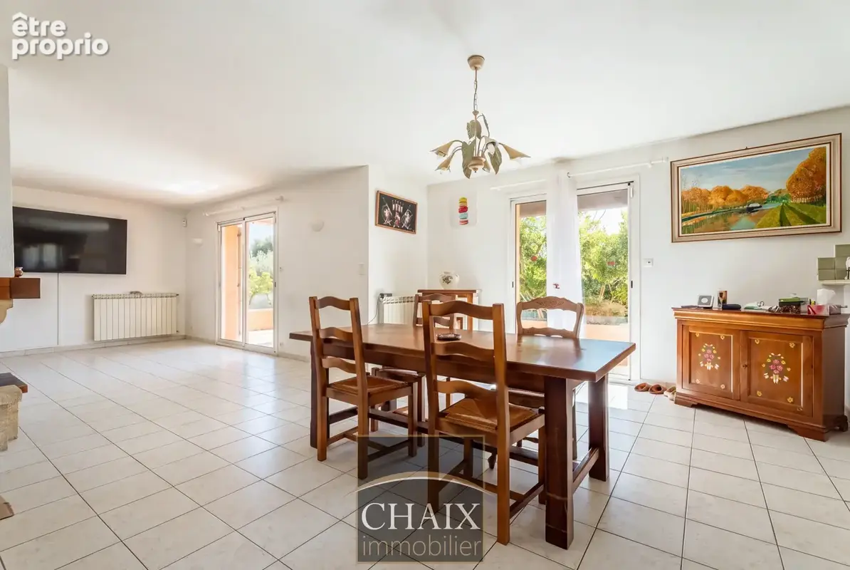 La ciotat   maison de plain-pied avec jardin de 1 000 m2 - photo 6