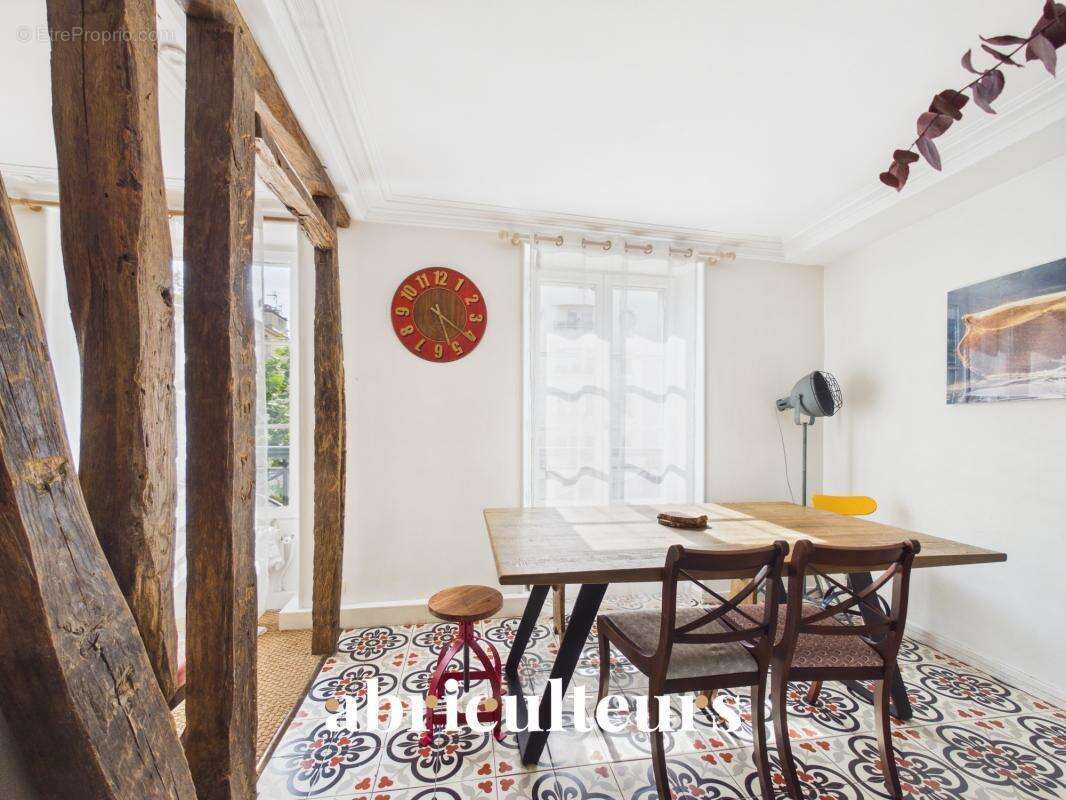 Appartement traversant en vente à Paris 18ème, limite Batignolles (75018) - photo 7