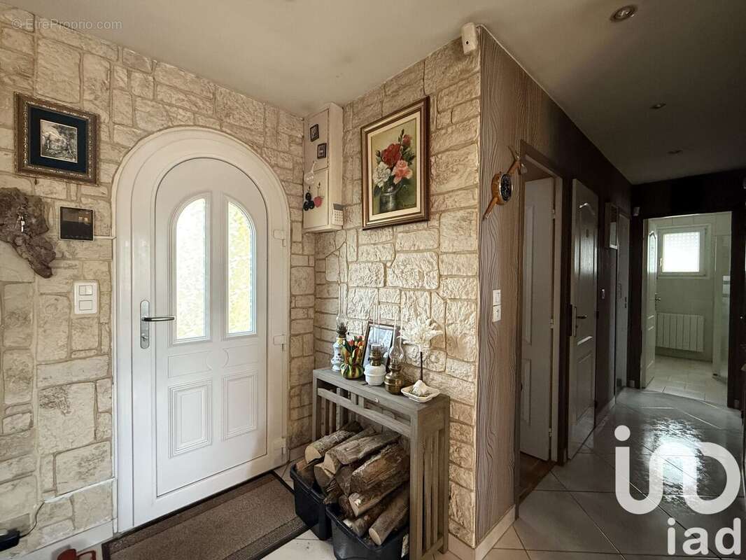 Maison 86 m² à Vauclerc  - photo 6