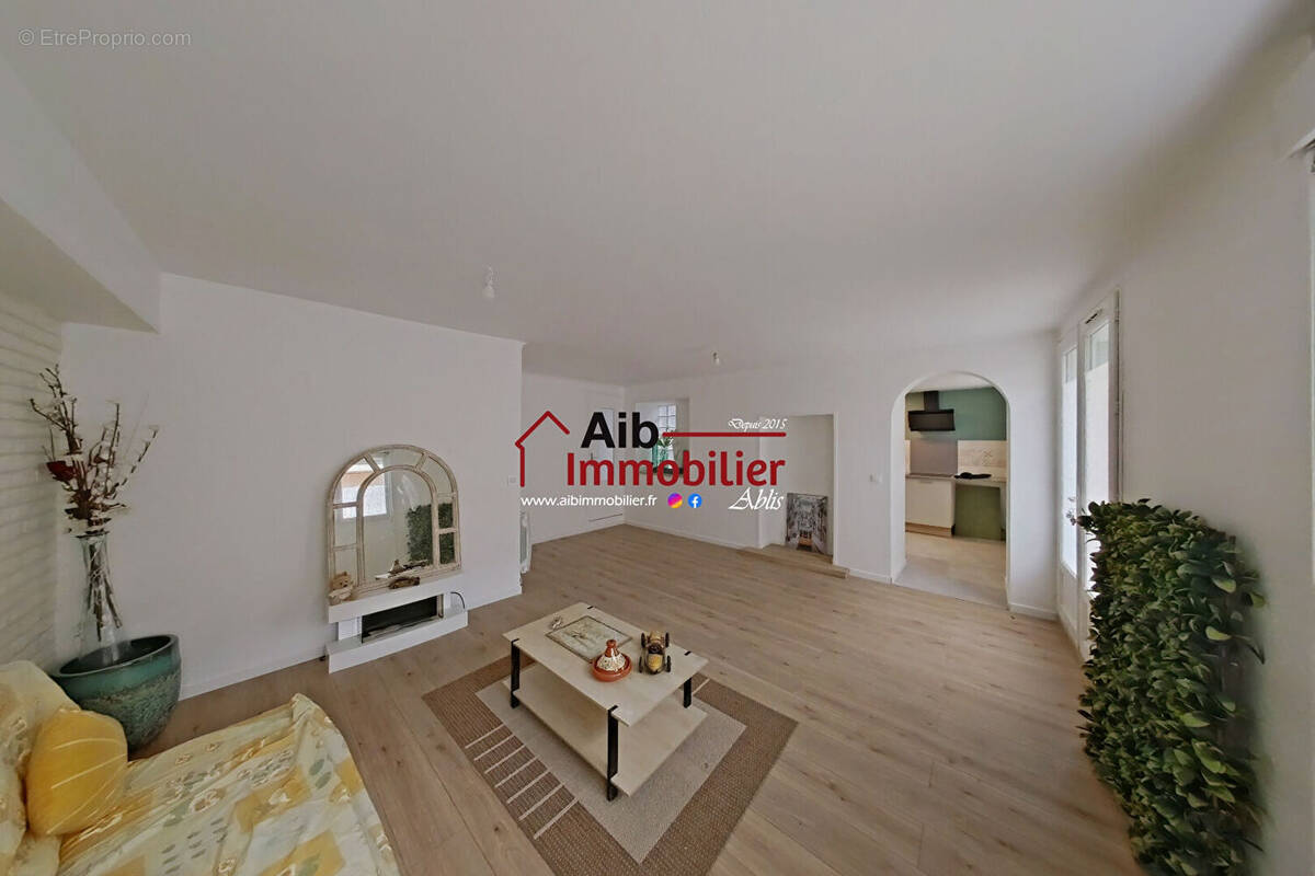 Maison à ABLIS