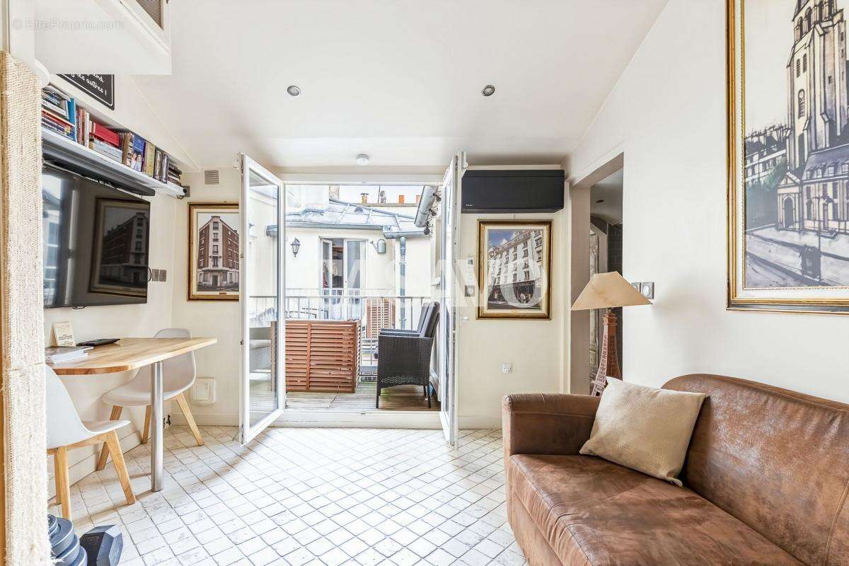 Appartement à PARIS-6E
