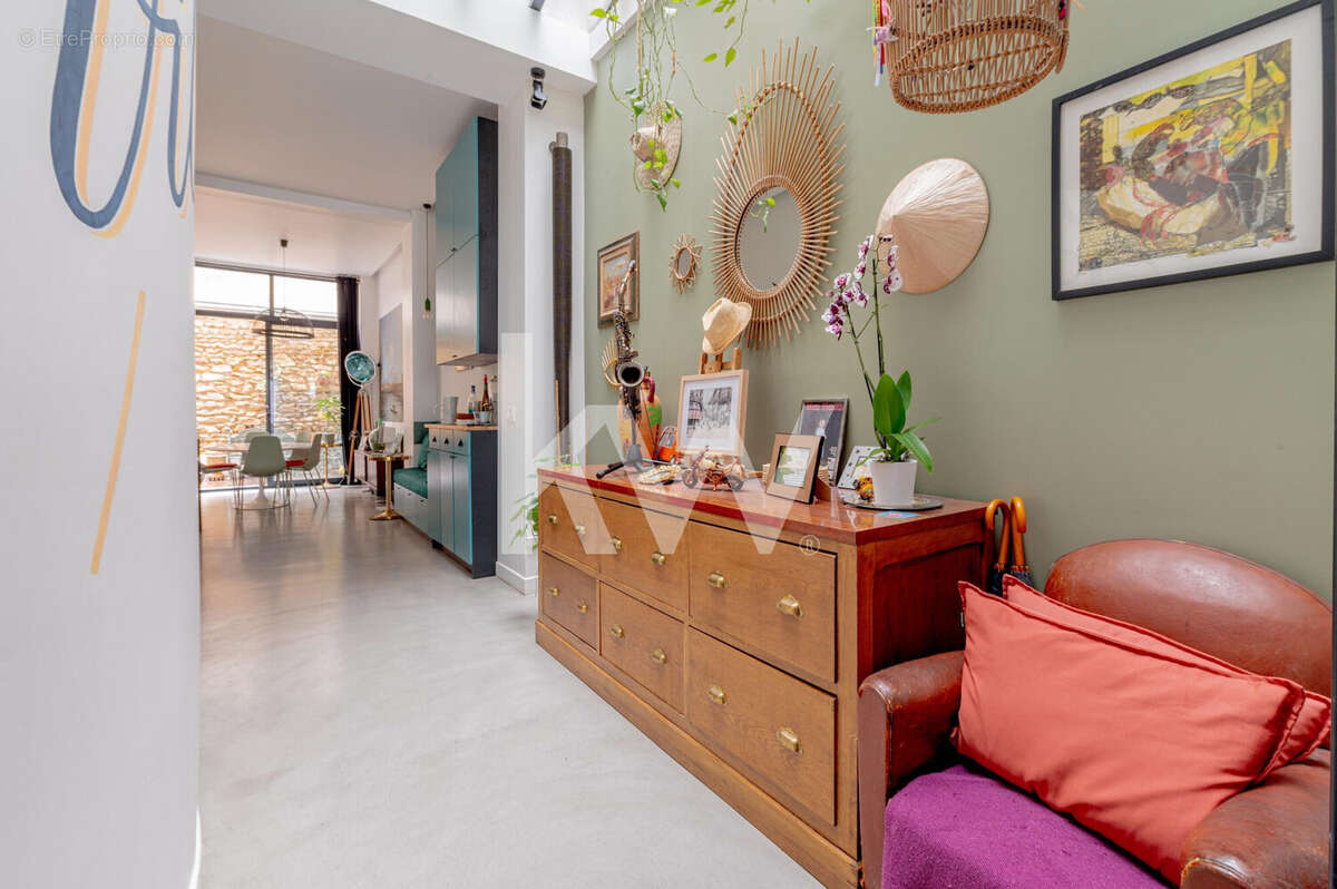 Appartement à PARIS-18E