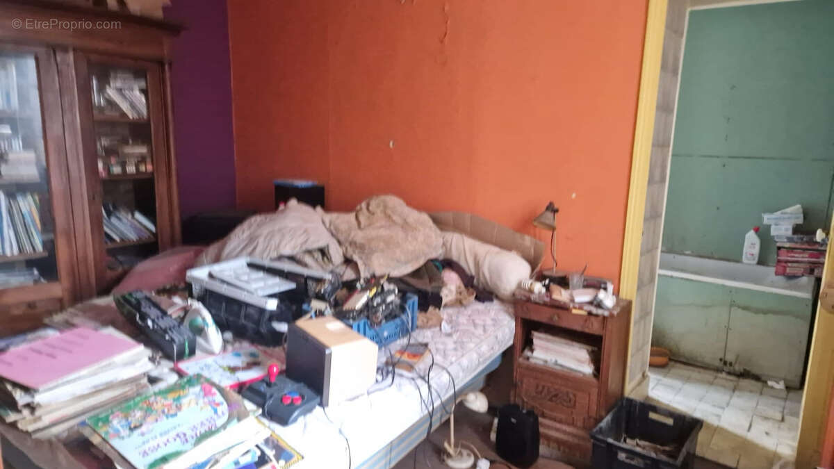 Maison à SAINT-BRIS-LE-VINEUX