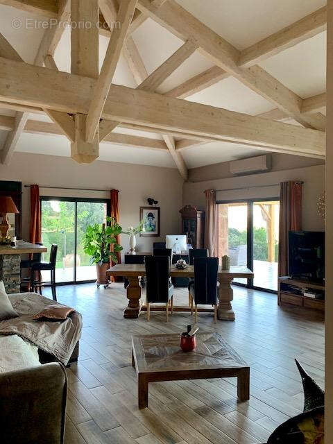 Maison à FOZZANO