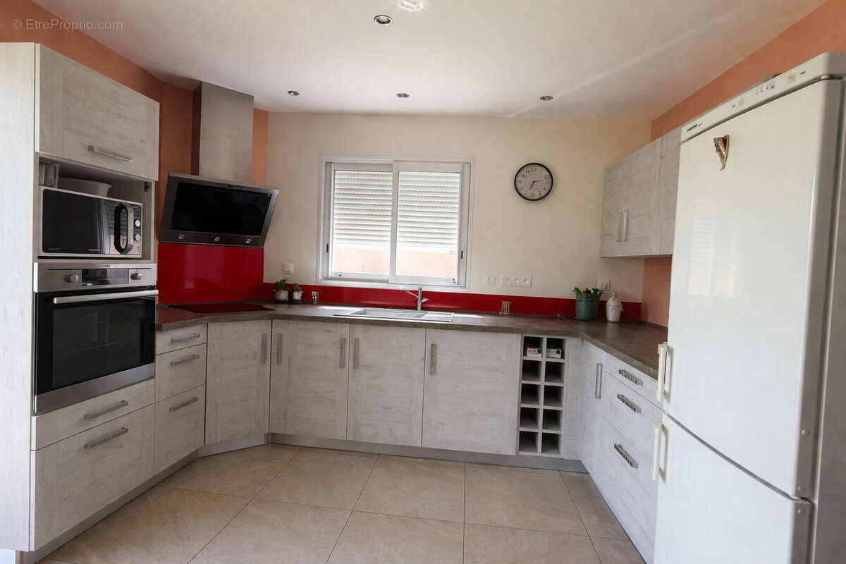 Maison de 2015 4 pièces 145 m2 - photo 4
