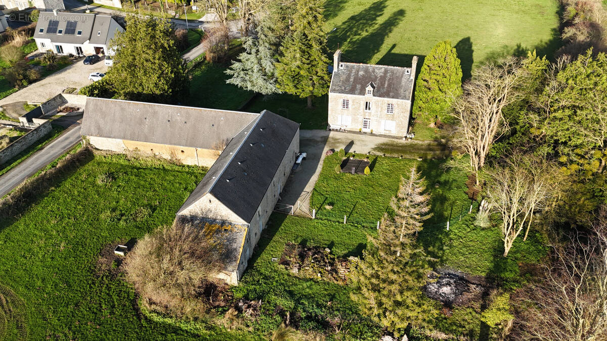 Maison à PICAUVILLE