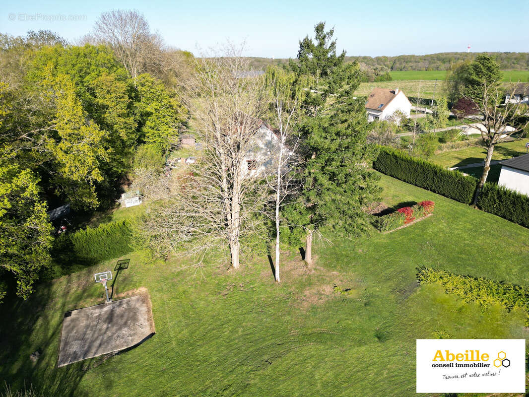 Terrain à SAINT-CHERON