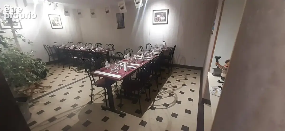 Murs de restaurant et 3 appartements T3 - photo 7
