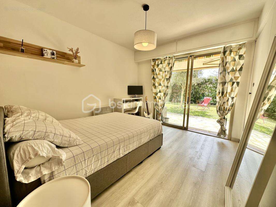 Appartement à VENCE