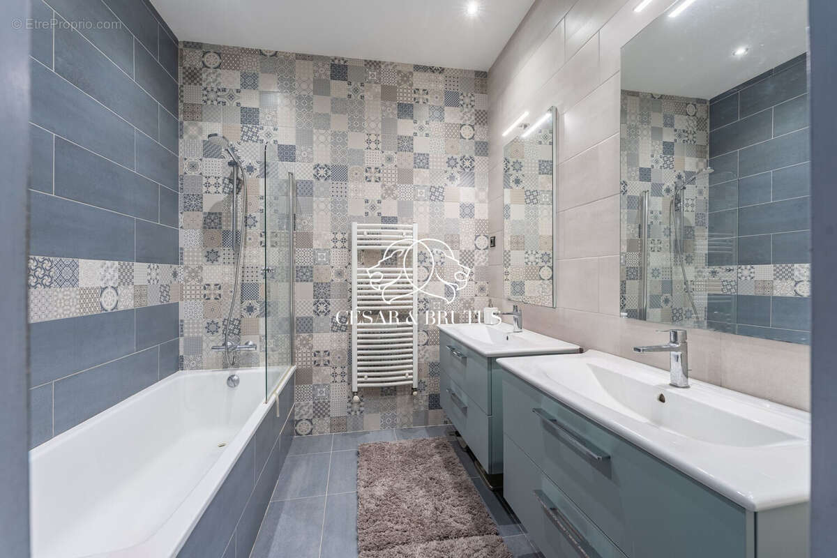 Appartement à LYON-3E
