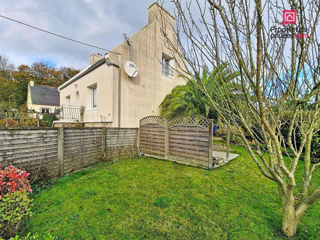 Maison à PLOUIGNEAU