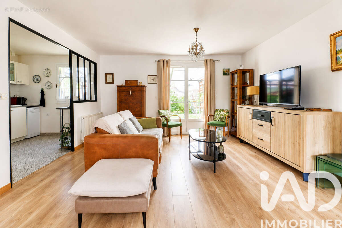 Maison 83 m² à Mello  - photo 4