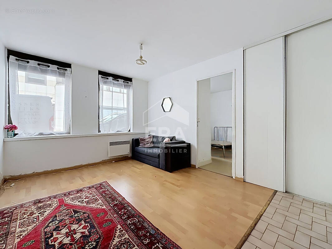 Appartement à PARIS-12E