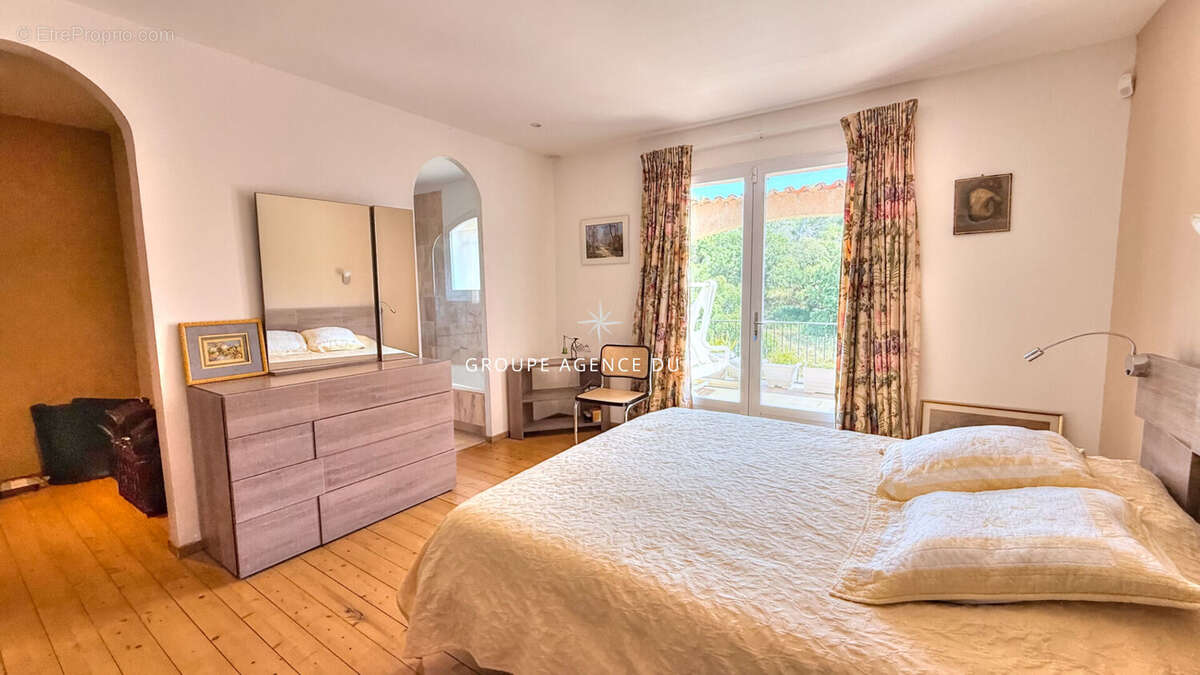 Maison à SAINT-RAPHAEL