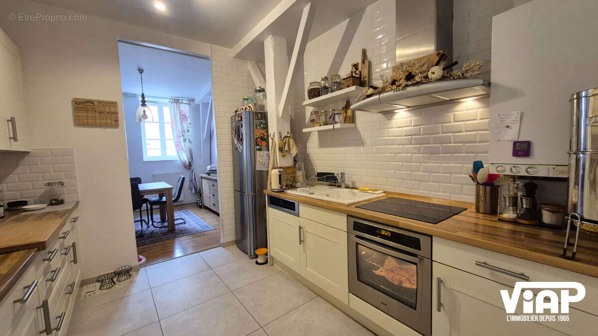 Appartement duplex en excellent état. - photo 4