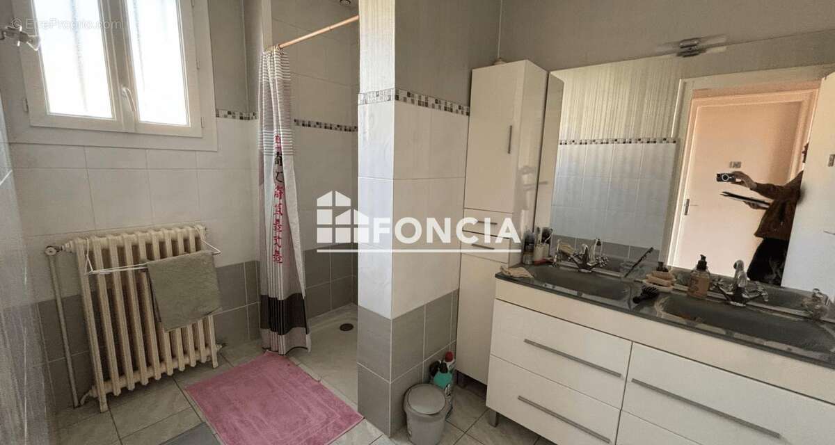 Maison à SILLE-LE-GUILLAUME