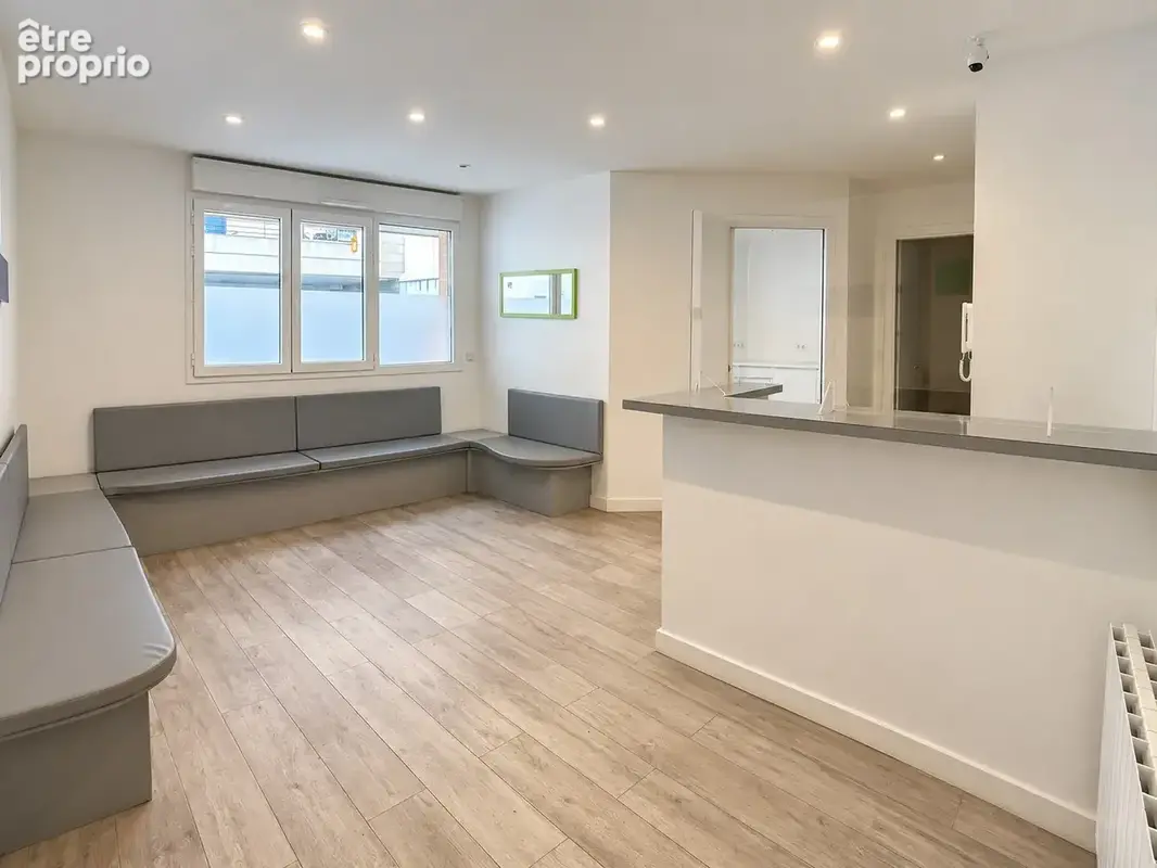 Champigny-sur-marne   local professionnel de 74 m2 avec jardin privatif - photo 1