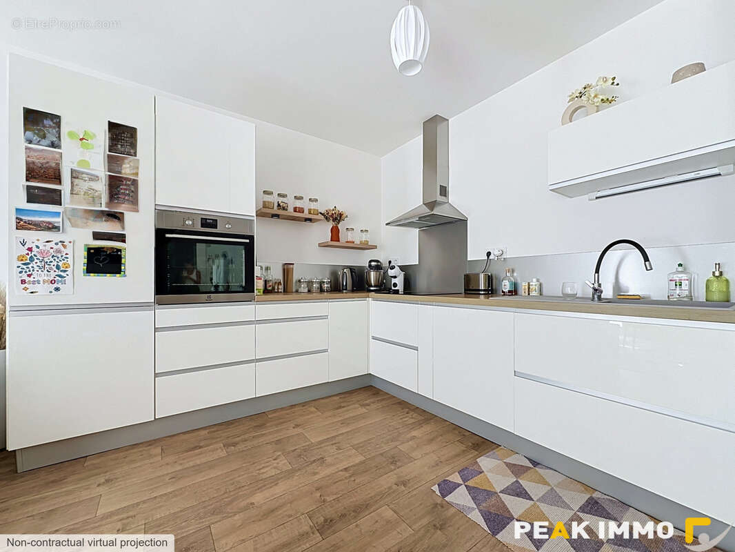 Appartement 3 pièces - 67 m2 - Sales - photo 3