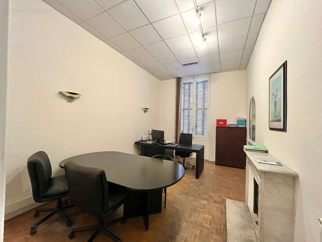 Menton centre - palace - appartement 8 pieces- 201 m2 - bourgeois - photo 5