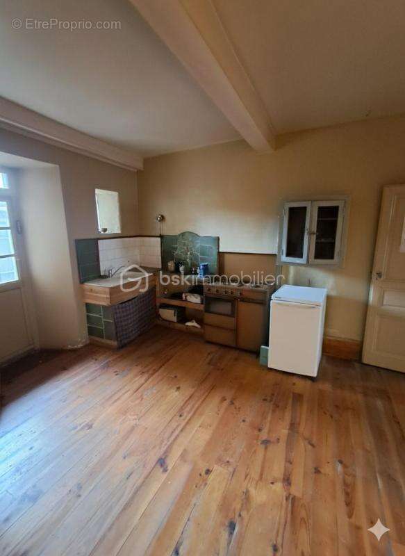 Maison à LA BASTIDE-DE-SEROU