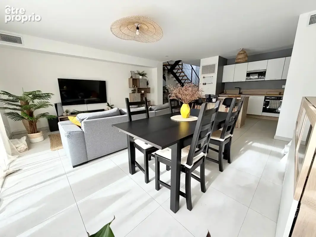 Maison 4 pièces 92 m² à vendre à Castelginest (31780) - photo 3