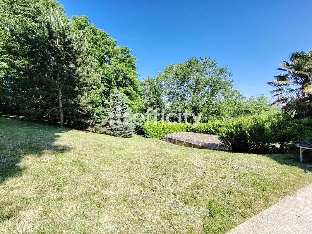 Maison à MEZIERES-SUR-SEINE