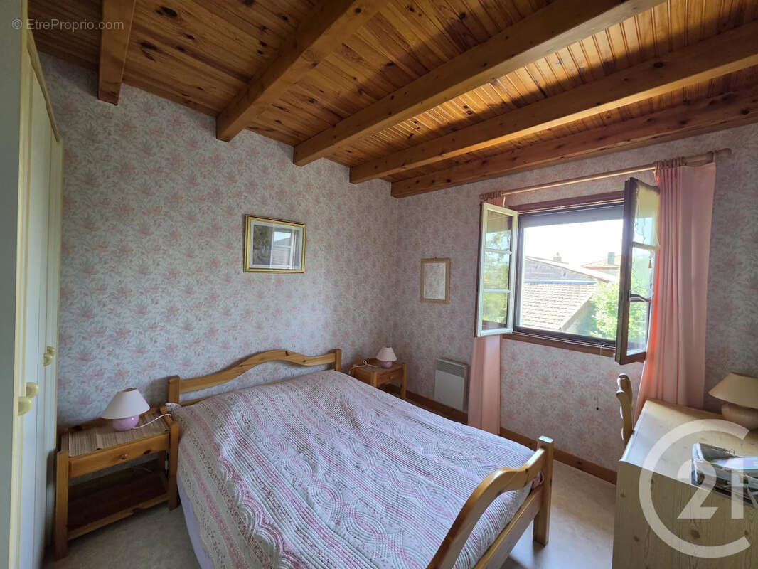 Maison à BOURNONCLE-SAINT-PIERRE