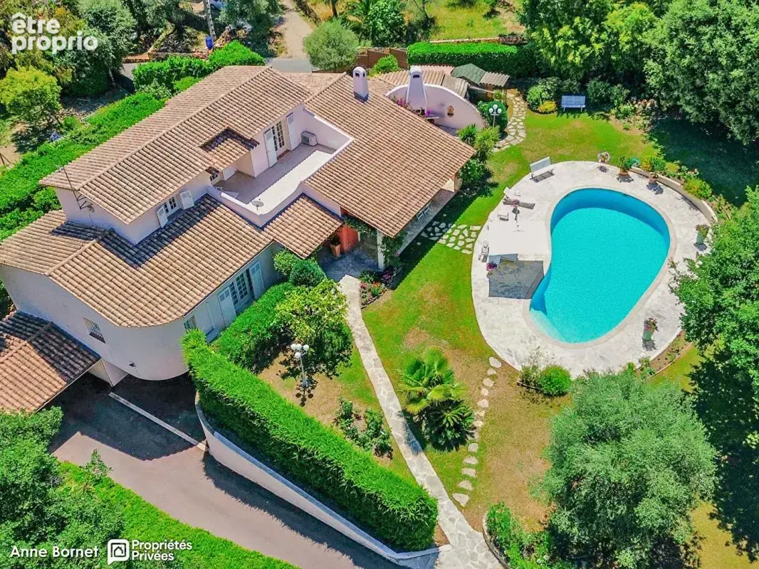 Villa 7 pièces 300 m2 avec parc paysager et piscine - LE ROURET - photo 4