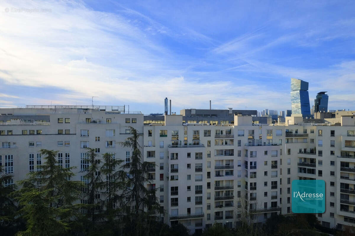 Appartement à CHARENTON-LE-PONT