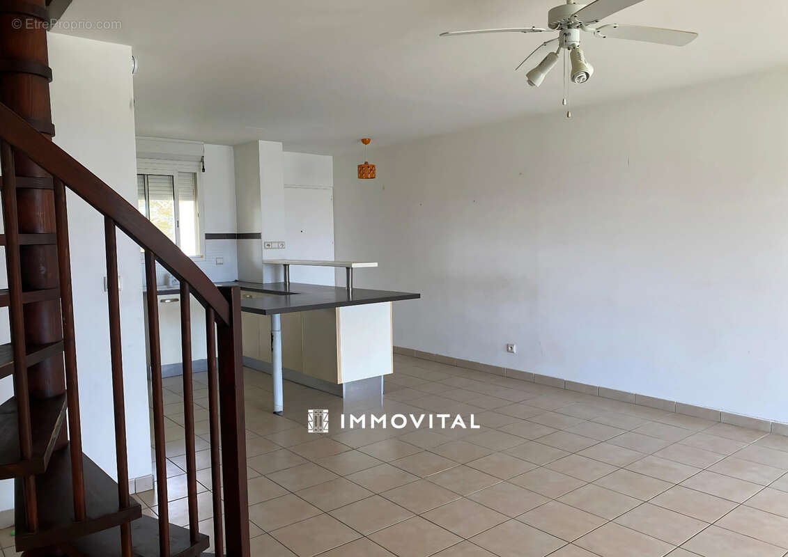 Appartement à PETIT-BOURG