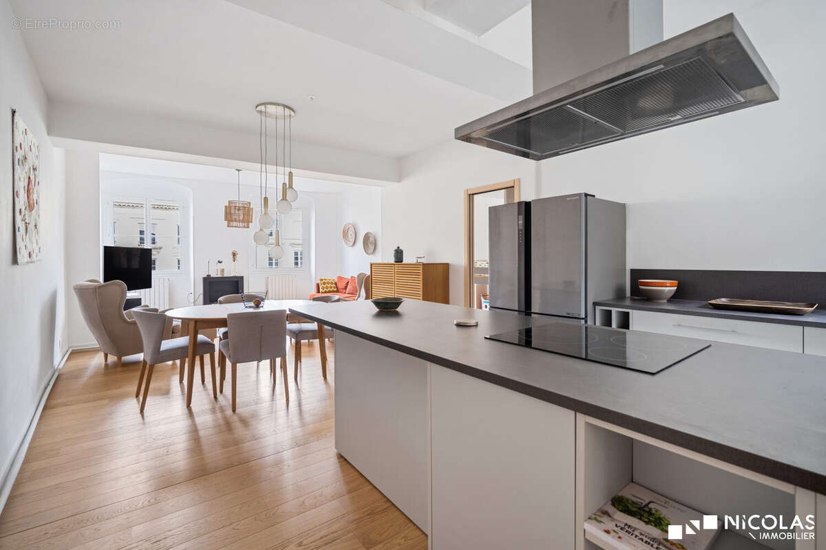 Appartement à BORDEAUX