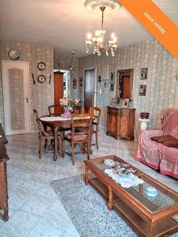Appartement à MARSEILLE-11E