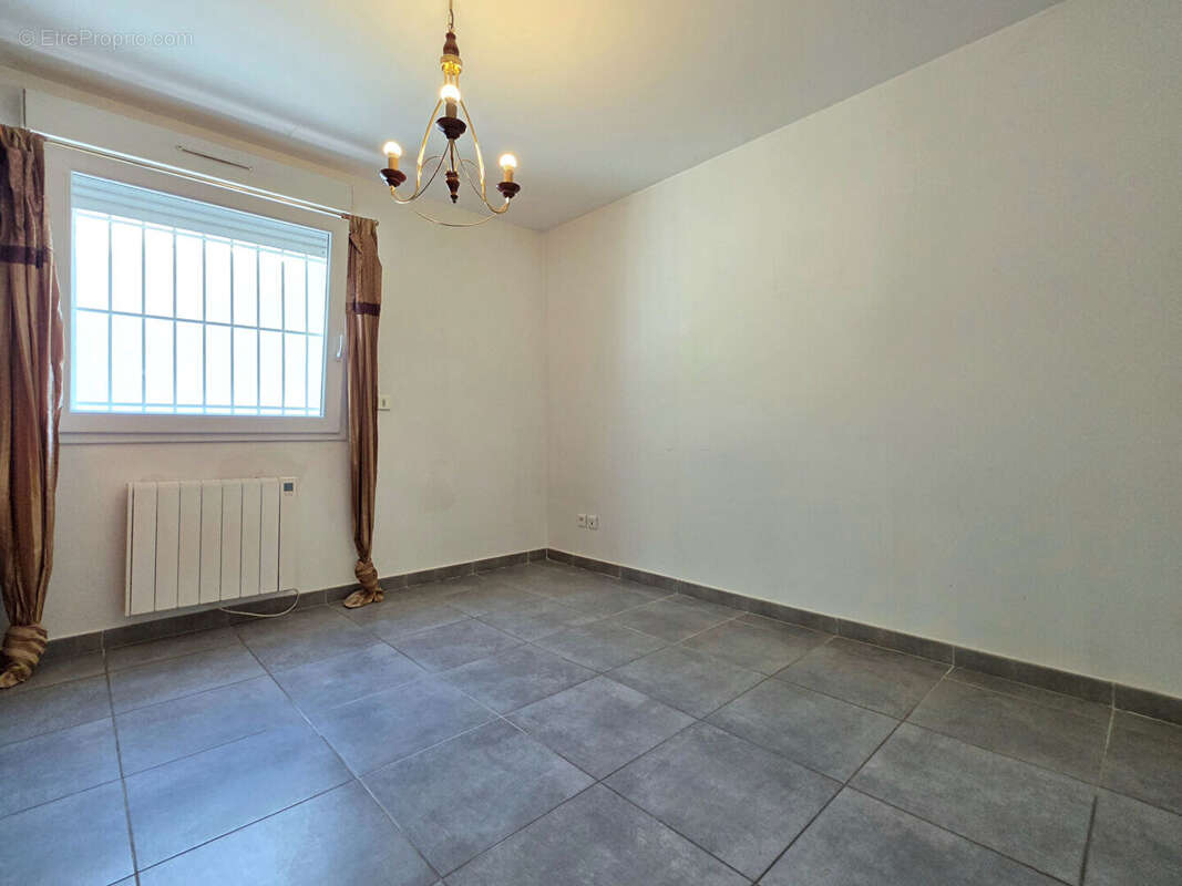 Maison à BOURG-LES-VALENCE